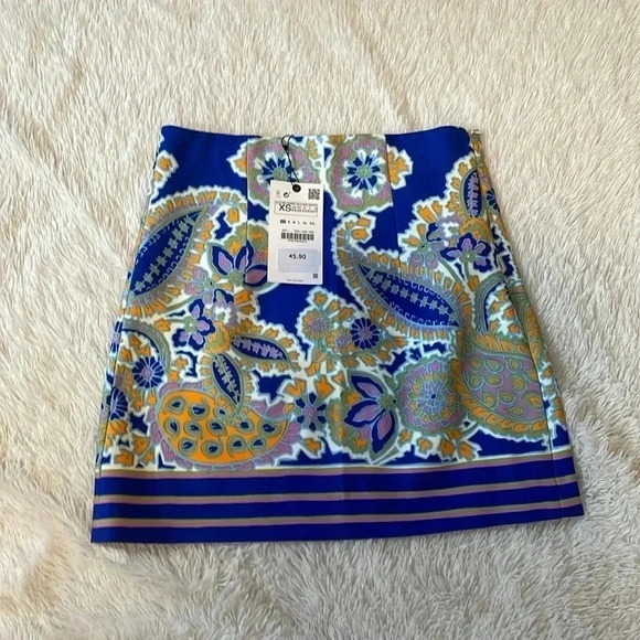 Zara mini skirt for women’s - Picture 7 of 11